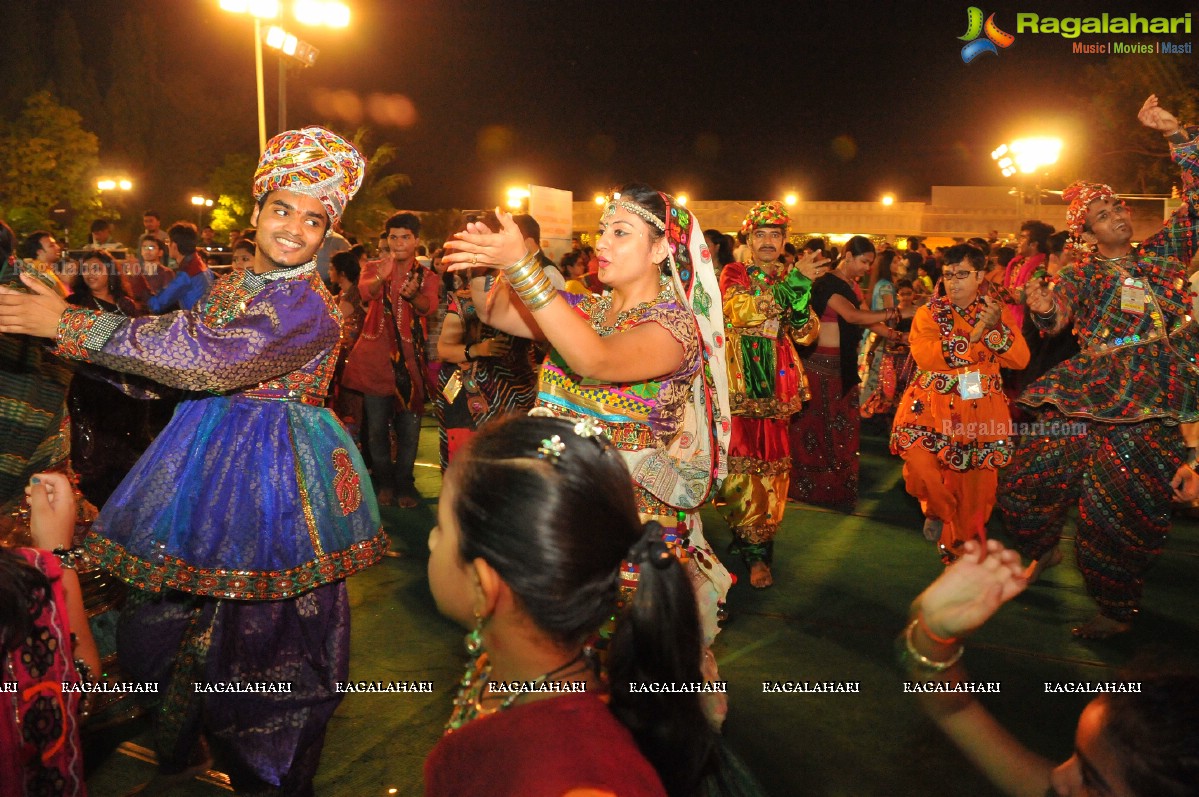 Legend Navratri Utsav 2014 at Imperial Gardens, Hyderabad (Day 8)