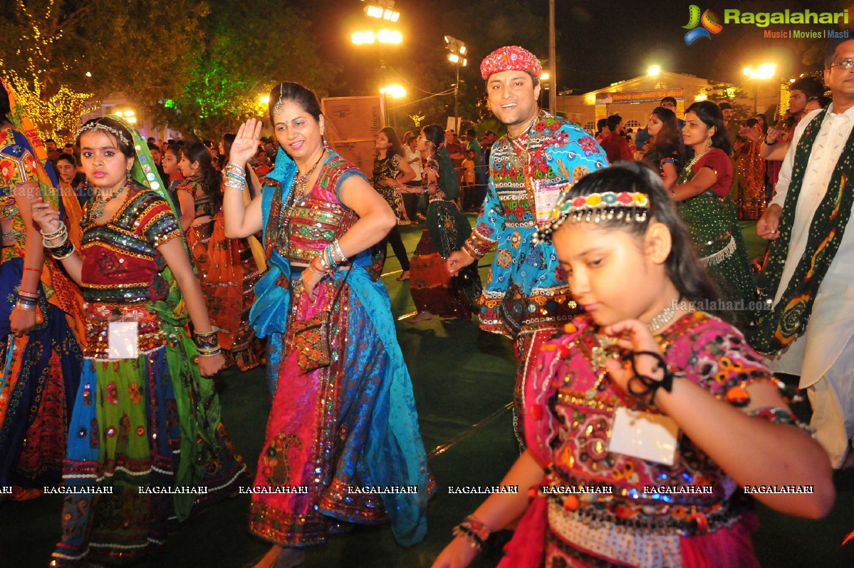 Legend Navratri Utsav 2014 at Imperial Gardens, Hyderabad (Day 8)