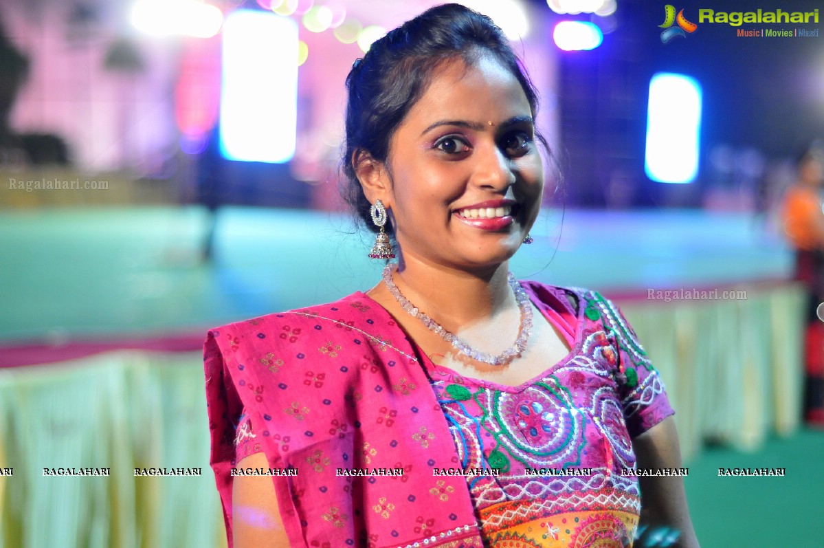 Legend Navratri Utsav 2014 at Imperial Gardens, Hyderabad (Day 8)