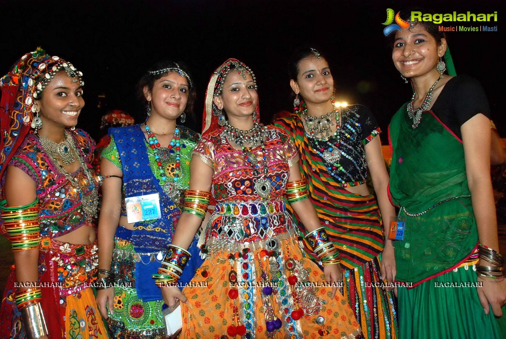 Dildar Dandiya 2014 (Day 8)