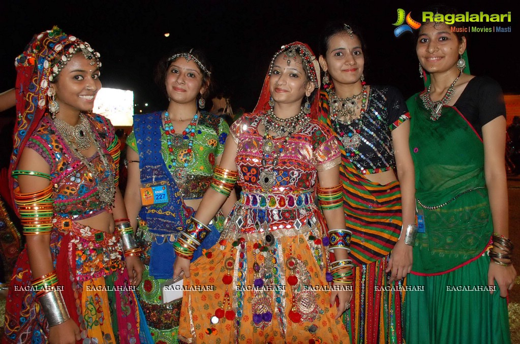 Dildar Dandiya 2014 (Day 8)