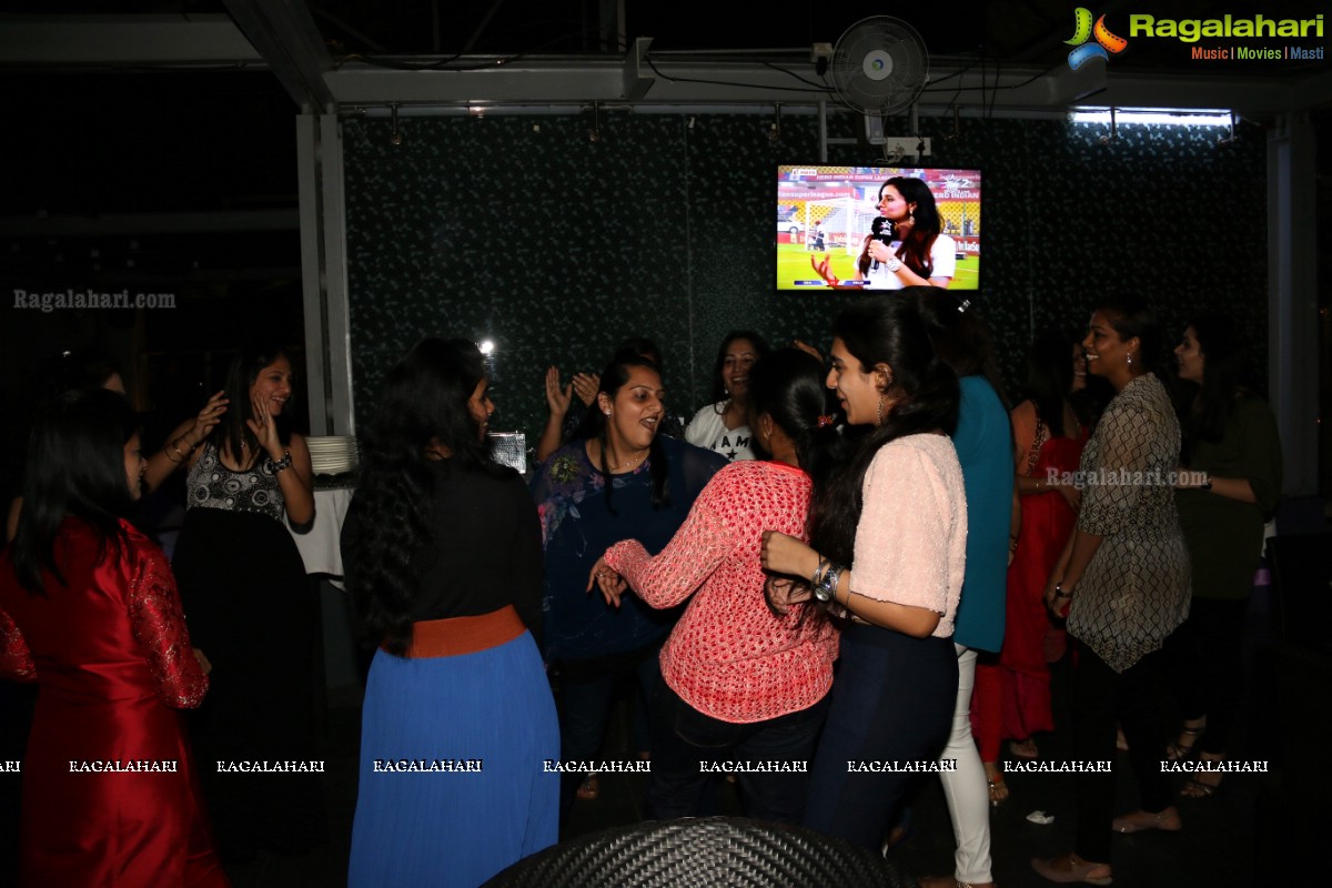 Dinaz Vervatwala's Family Get Together Party