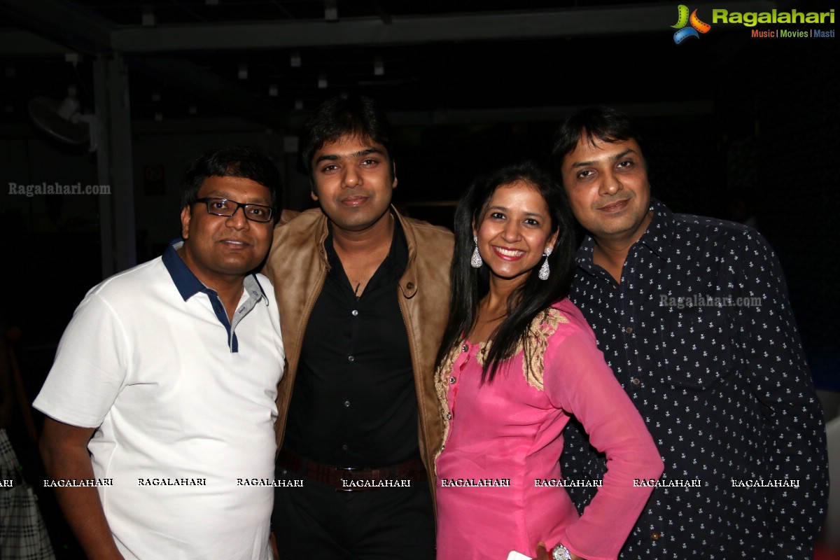 Dinaz Vervatwala's Family Get Together Party