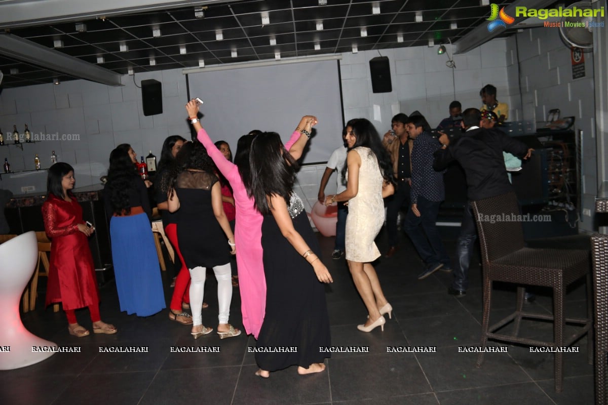 Dinaz Vervatwala's Family Get Together Party