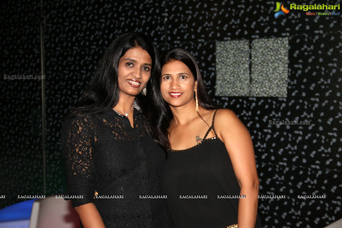 Dinaz Vervatwala's Family Get Together Party