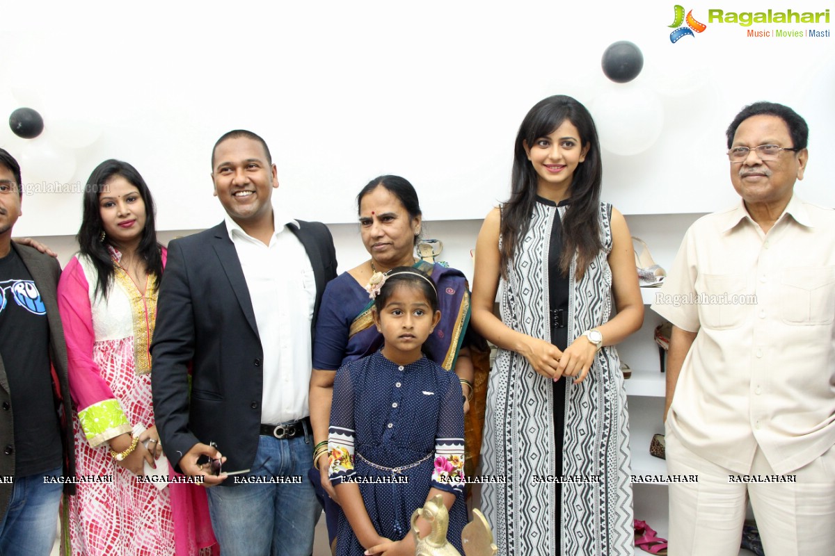 Divazea Launch by Rakul Preet Singh, Hyderabad