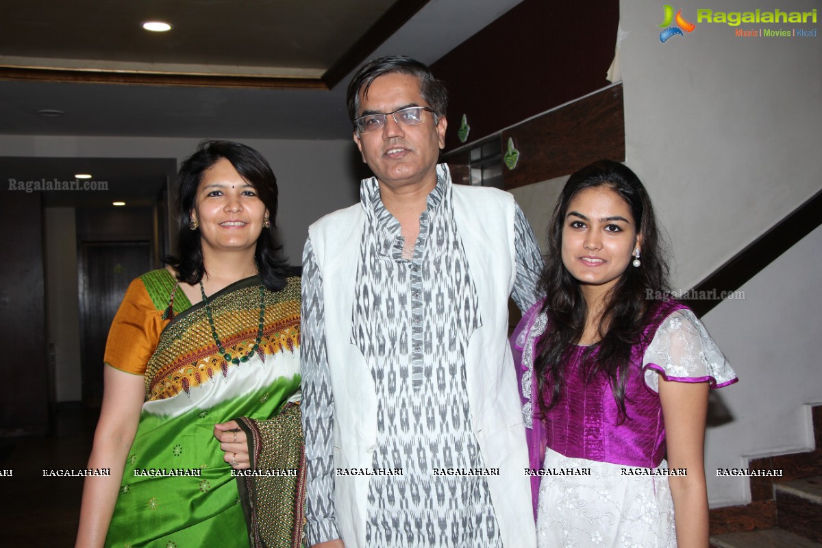 Diwali Milan by Ansuya and Rama Ganeriwal Family at A'La Liberty, Hyderabad