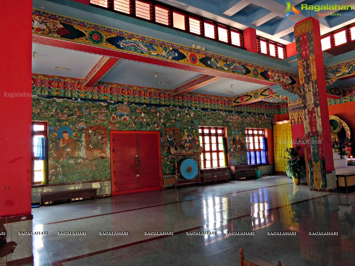 Golden Buddha Temple, Coorg