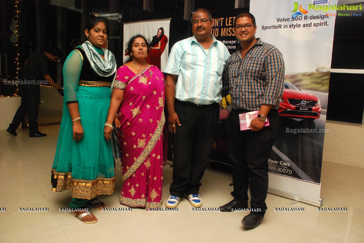 Happy New Year Special Screening by Bisket Srikanth