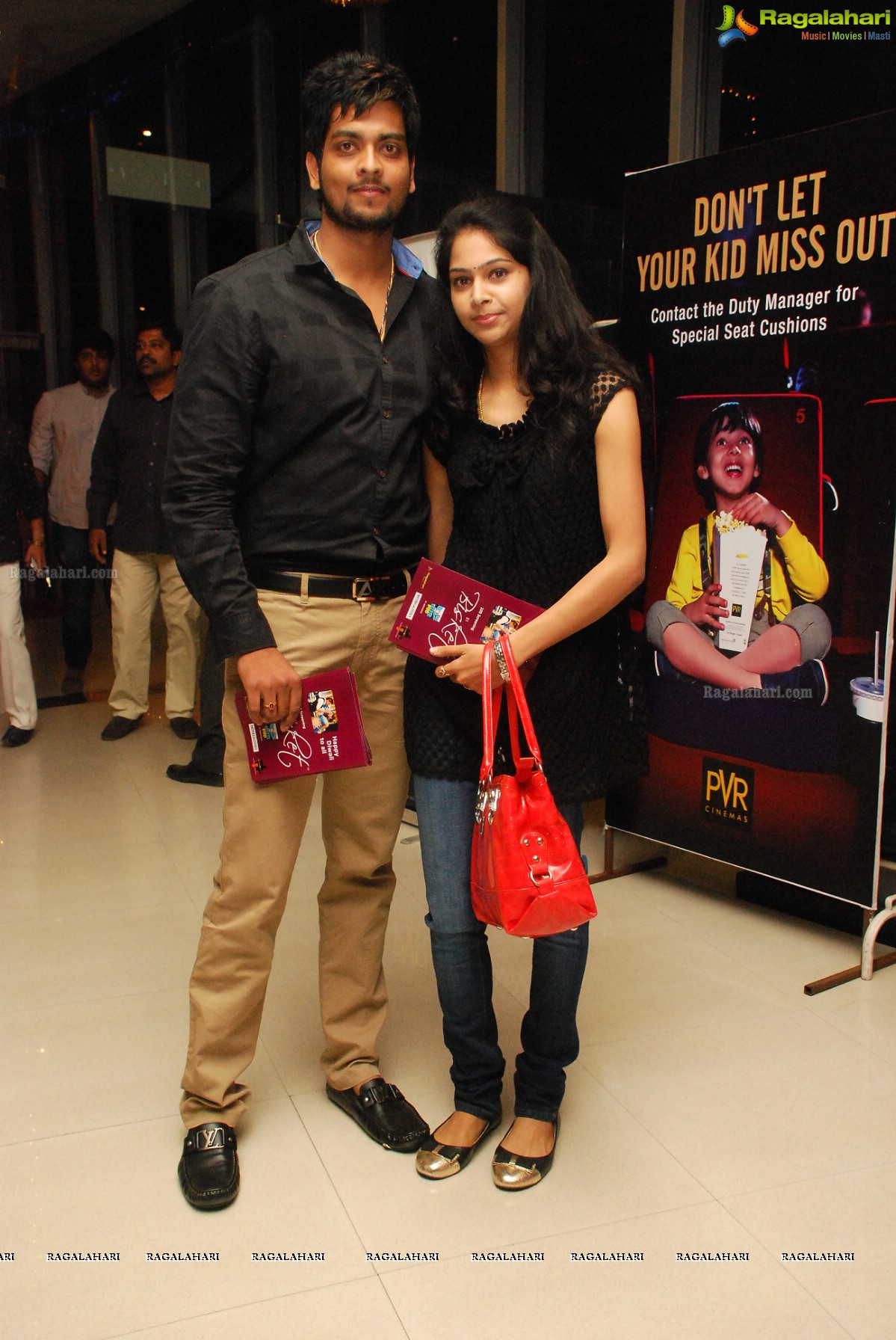 Happy New Year Special Screening by Bisket Srikanth