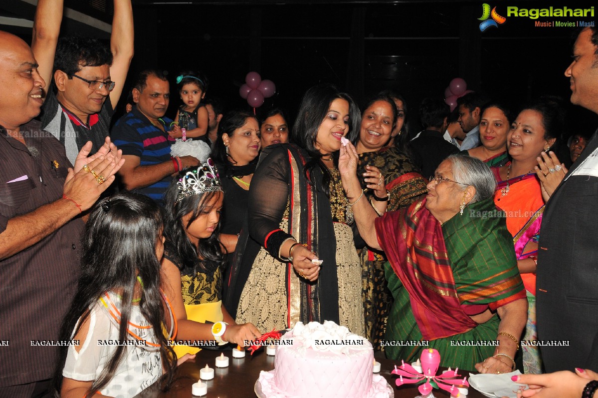 Jyothi Agarwal Birthday Bash 2014 at Spoil, Hyderabad