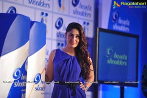 Kareena Kapoor Head and Shoulders