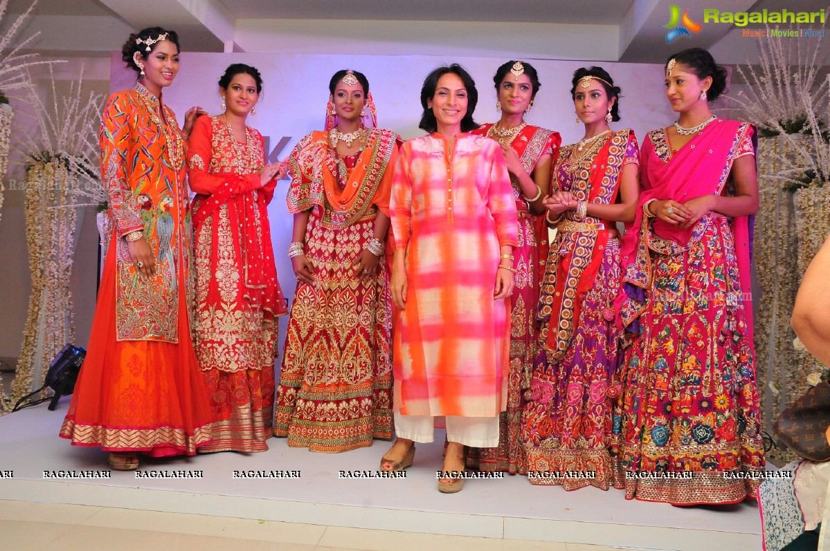 Kirtilals Fashion Show and Enlightening Session for YFLO, Hyderabad