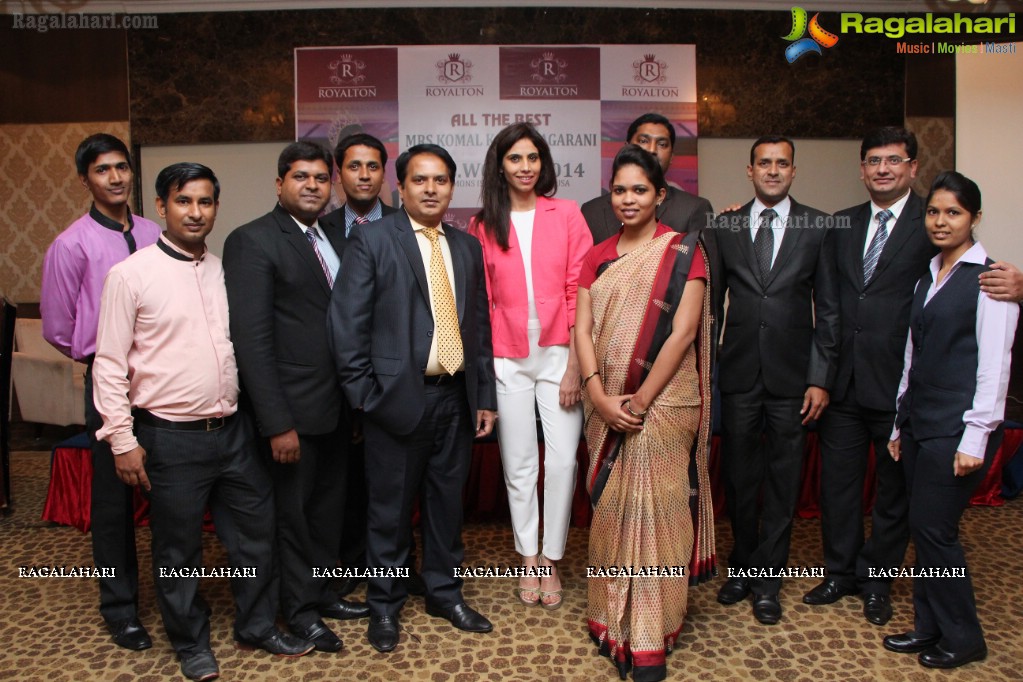 Komal Kalra Pagarani Press Meet on Mrs. World 2014