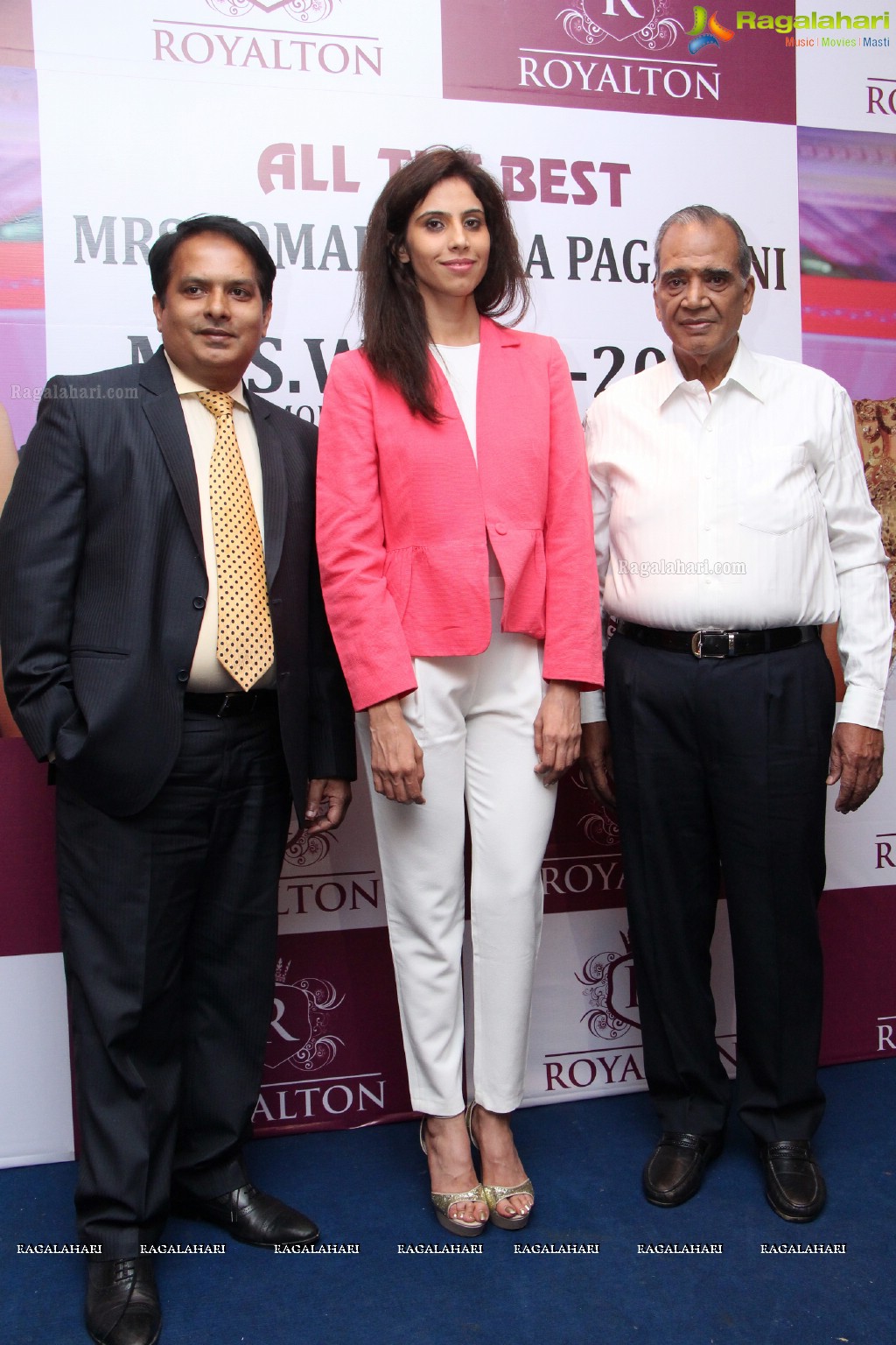 Komal Kalra Pagarani Press Meet on Mrs. World 2014