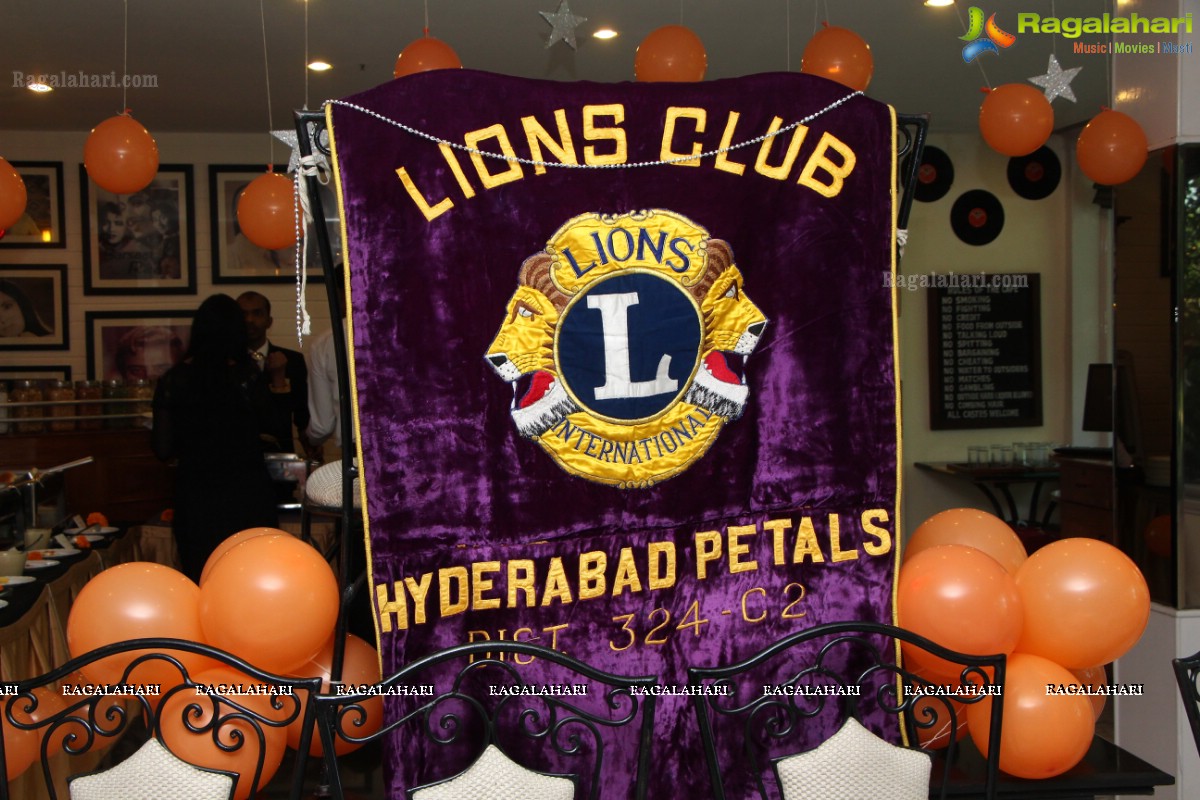Lions Club of Hyderabad Petals Diwali Blast 2014