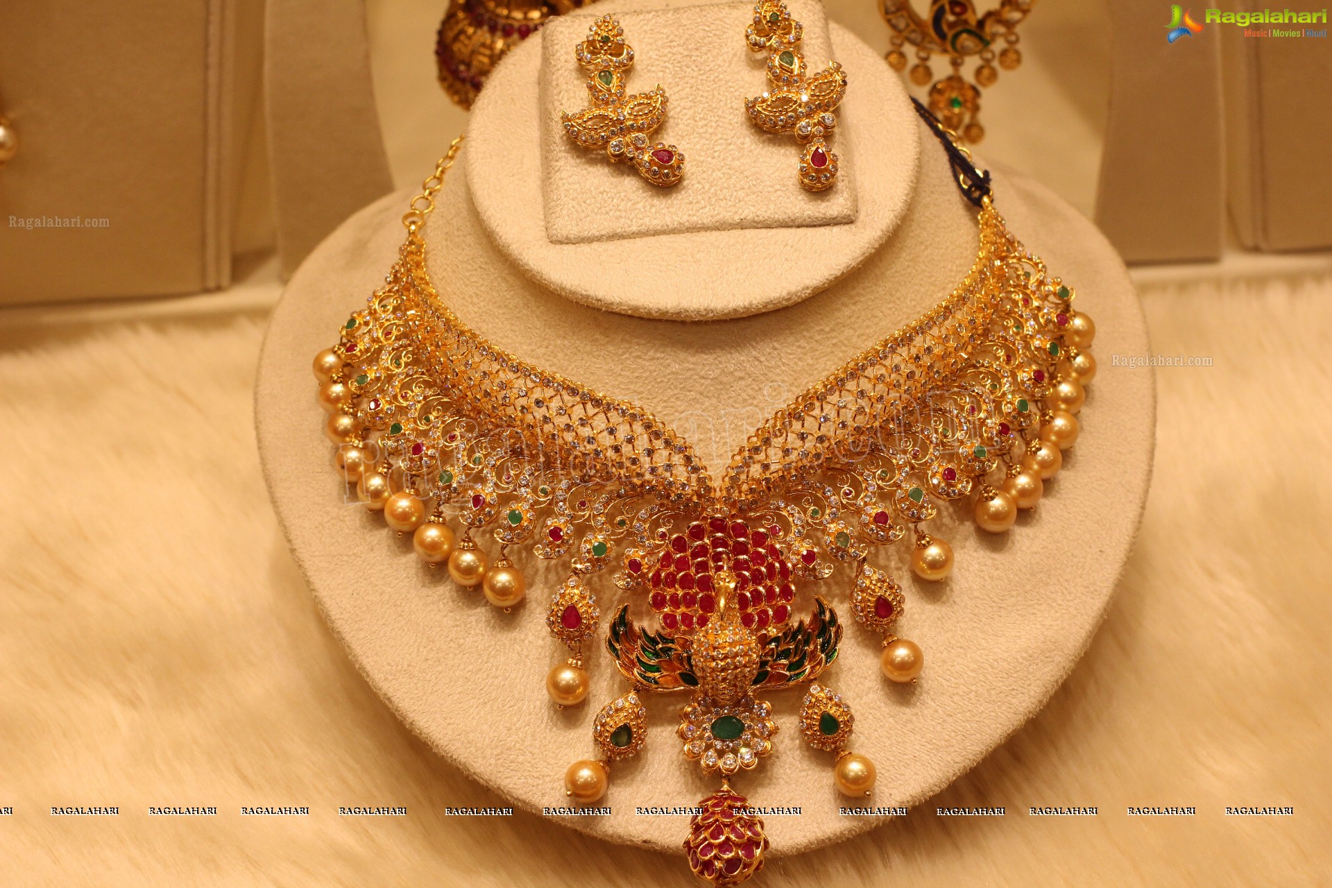 Manepally Dhanteras Jewellery Collection 2014 (High Definition)