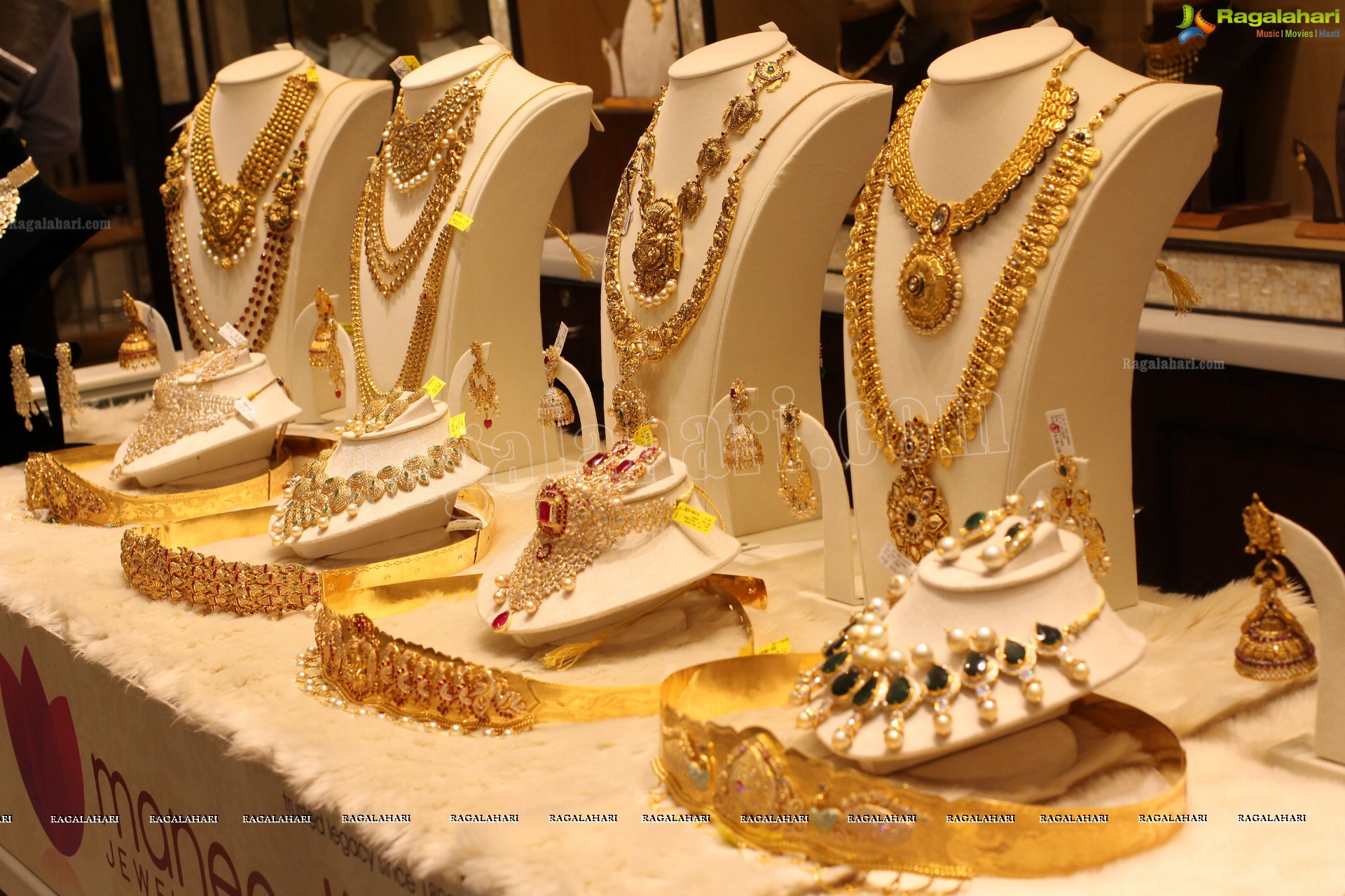 Manepally Dhanteras Jewellery Collection 2014 (High Definition)