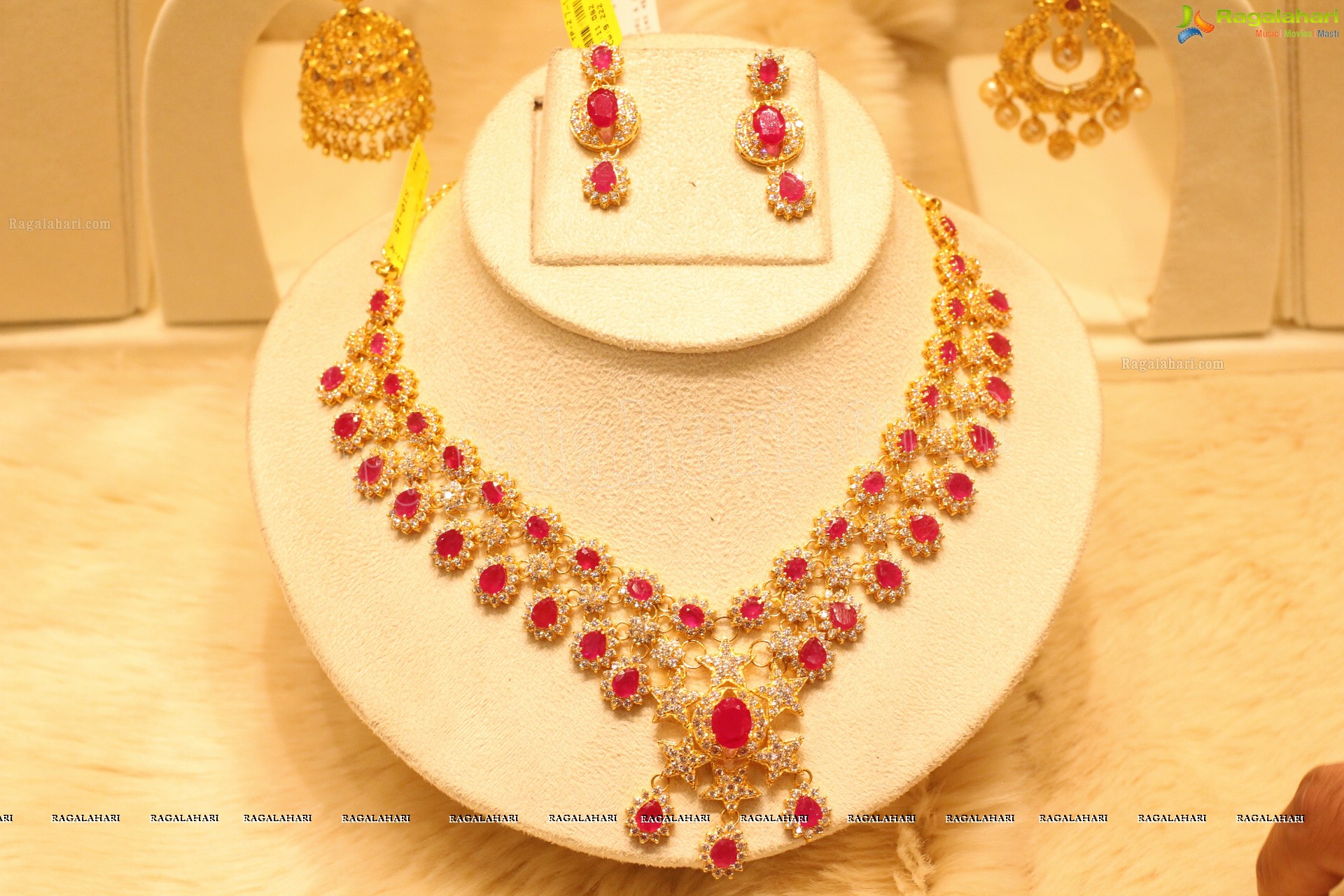 Manepally Dhanteras Jewellery Collection 2014 (High Definition)