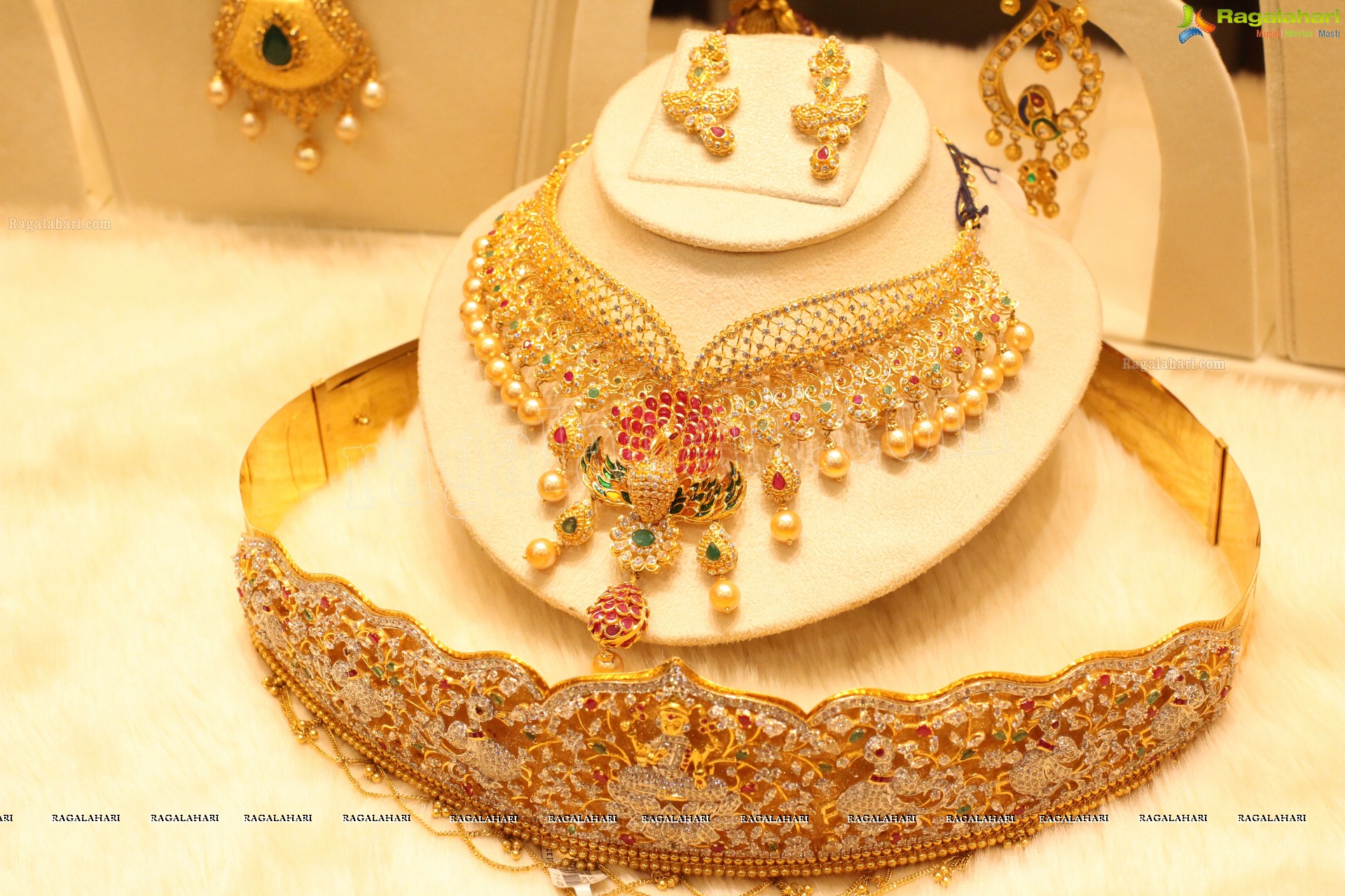 Manepally Dhanteras Jewellery Collection 2014 (High Definition)