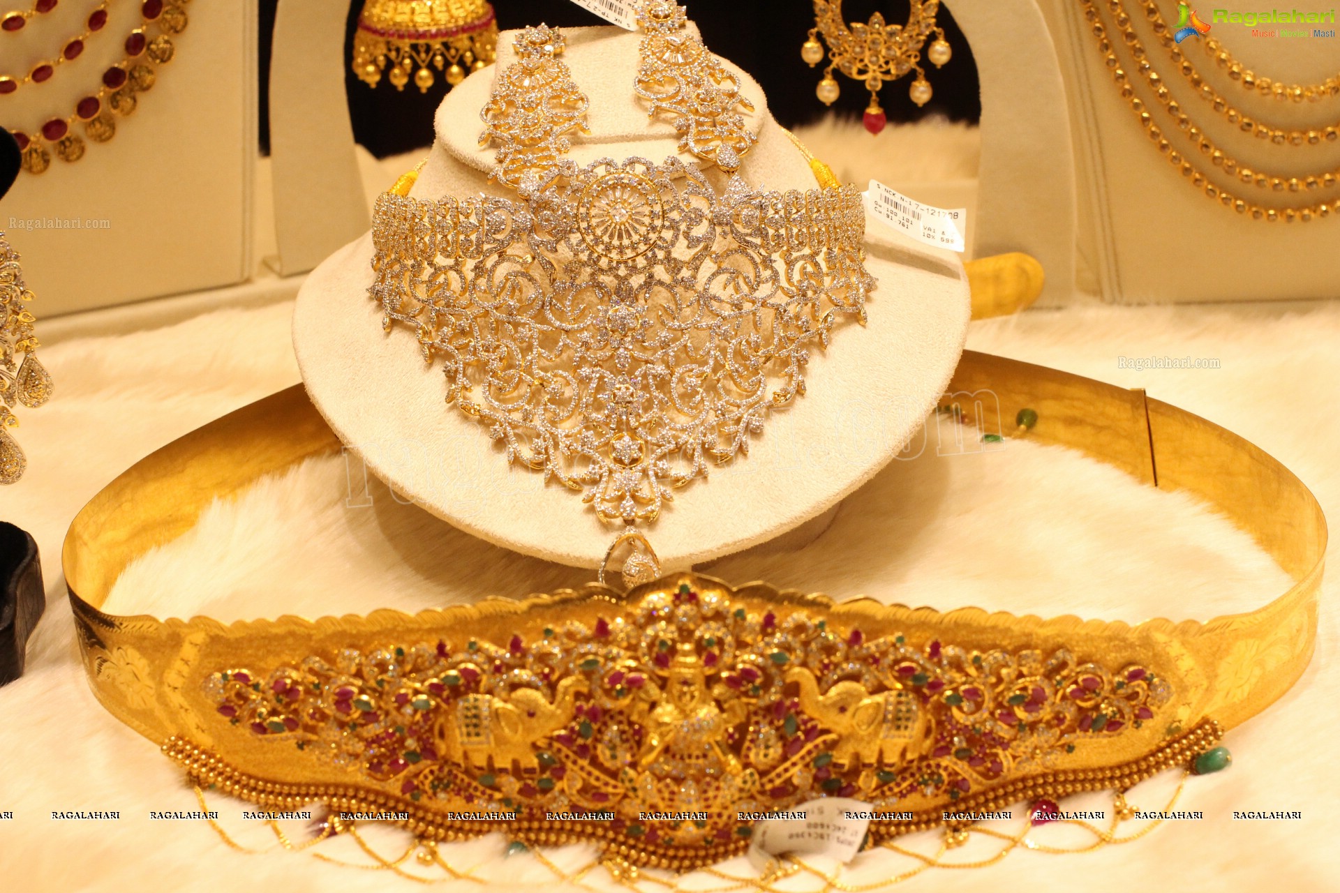 Manepally Dhanteras Jewellery Collection 2014 (High Definition)