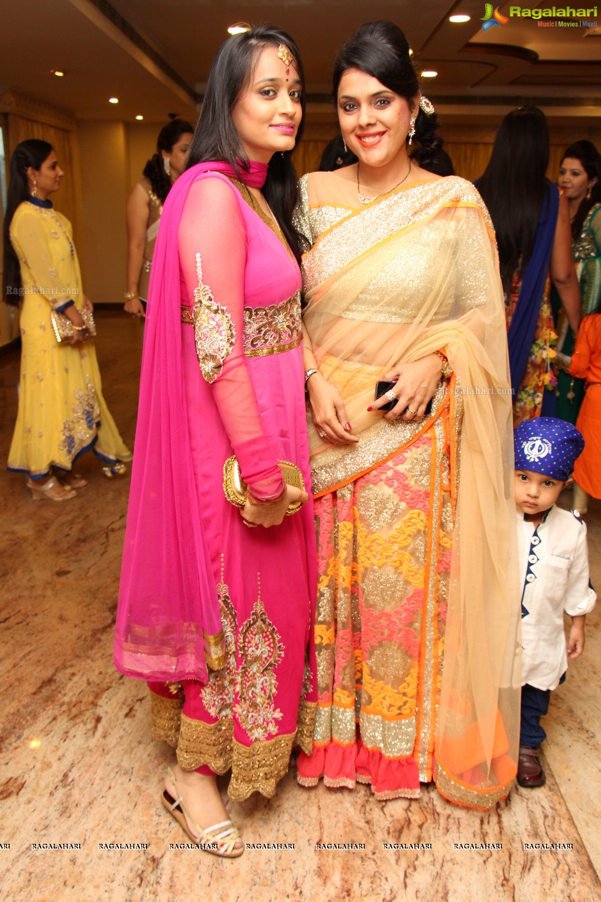 Mommy N Me Diwali Celebrations 2014 at A'La Liberty