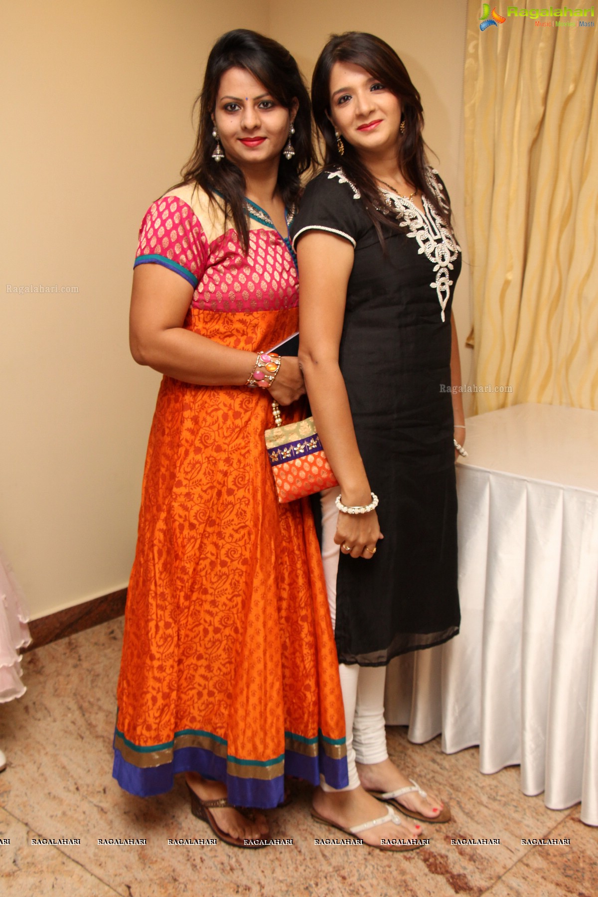 Mommy N Me Diwali Celebrations 2014 at A'La Liberty