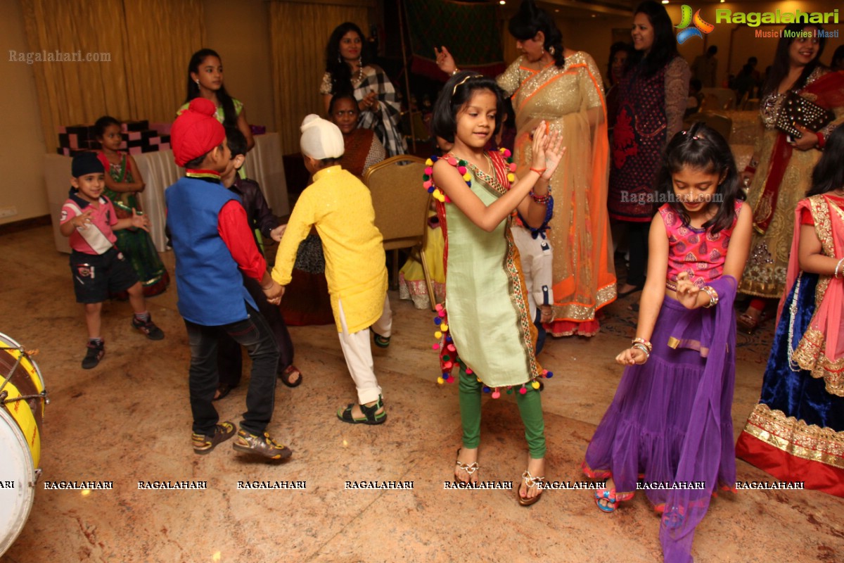 Mommy N Me Diwali Celebrations 2014 at A'La Liberty