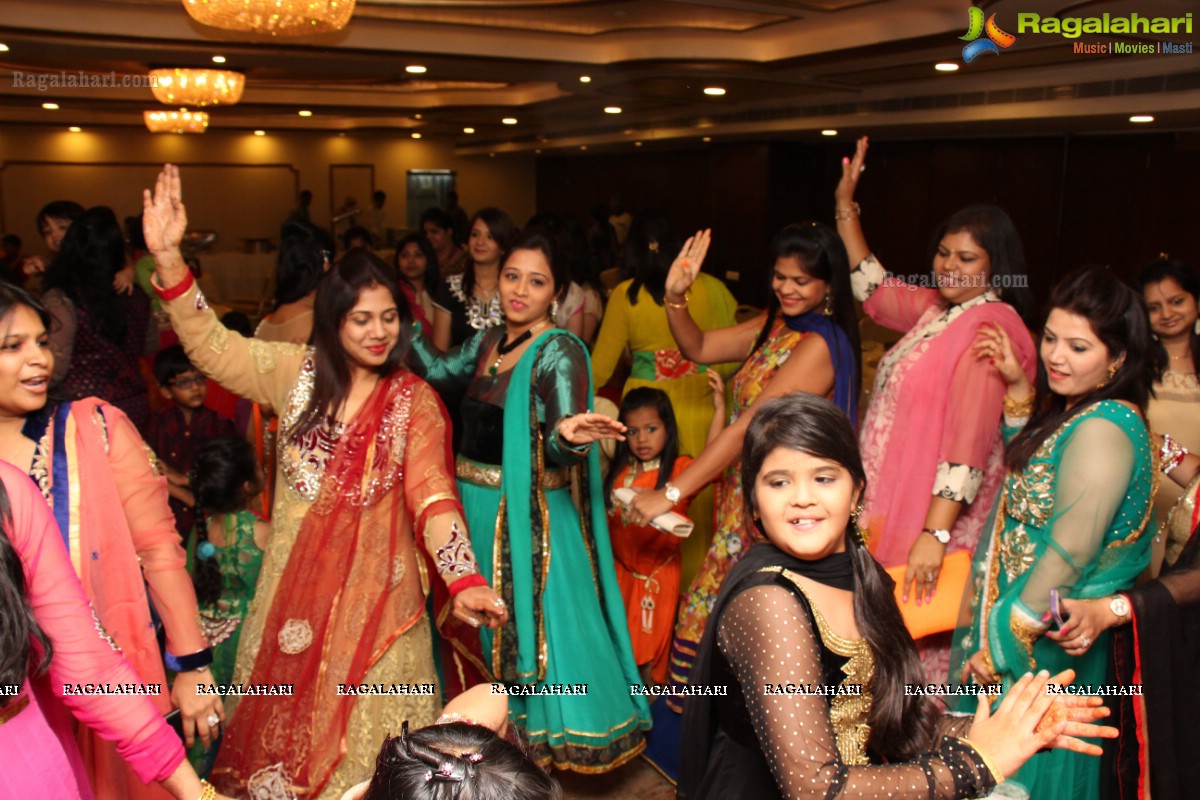 Mommy N Me Diwali Celebrations 2014 at A'La Liberty