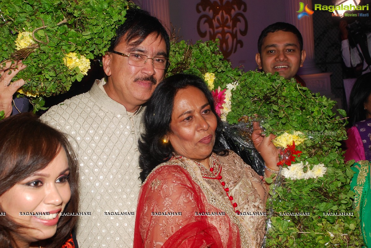 Neeru's Sufiyana Night with Roop Kumar Rathod and Sonali Rathod