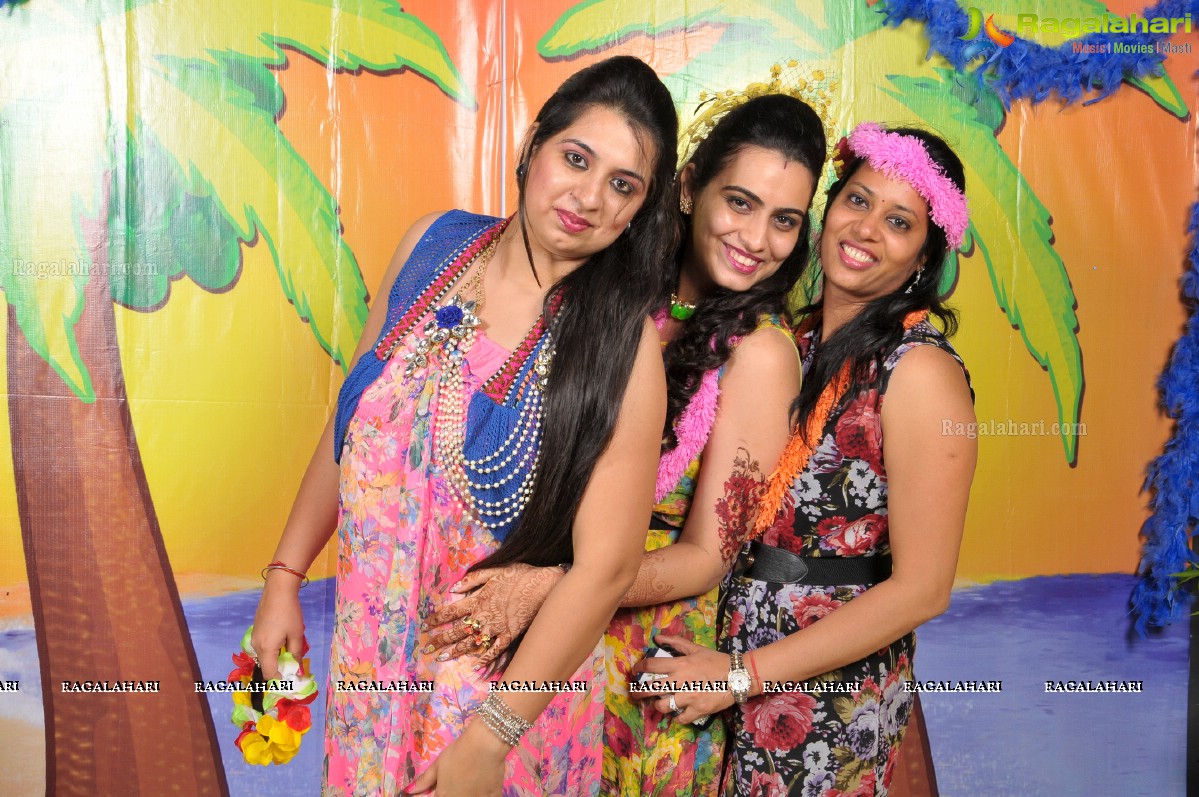 Partyholics Hawain Theme Get Together Party 2014