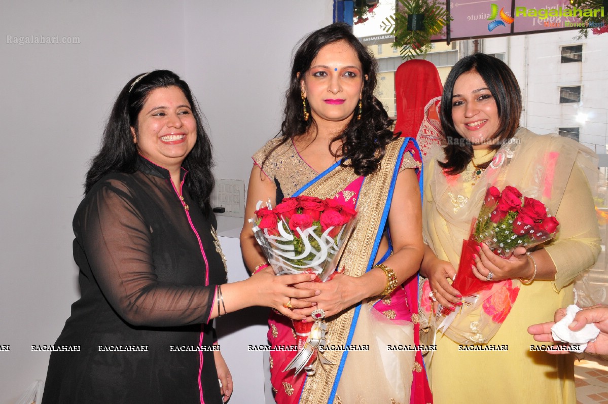 Inauguration of 'Gurasees' by Bina Mehta
