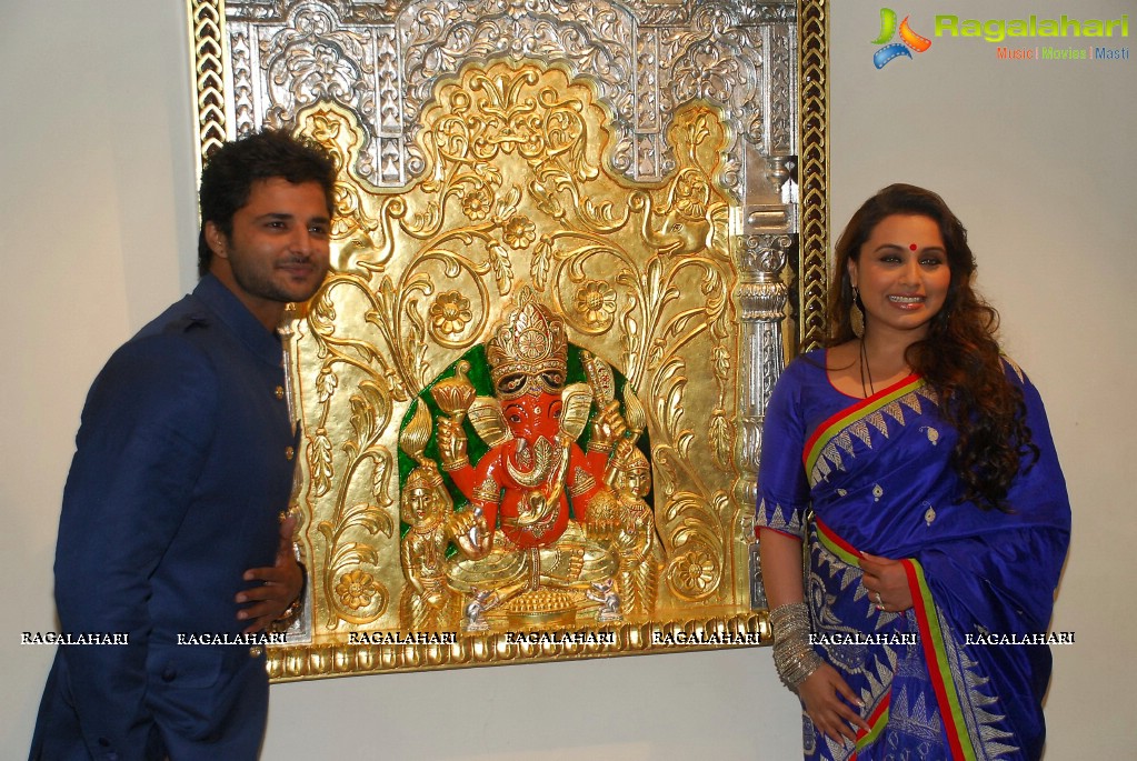 Rani Mukerji inaugurates art show An Art Collector's Paradise by artist Suvigya Sharma
