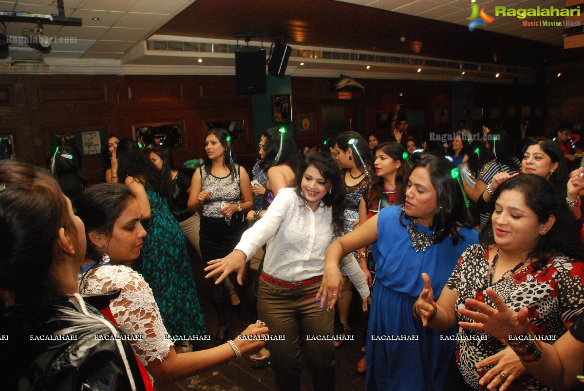 Samanvay Ladies Club DJ on Mars Event at Cuba Libre