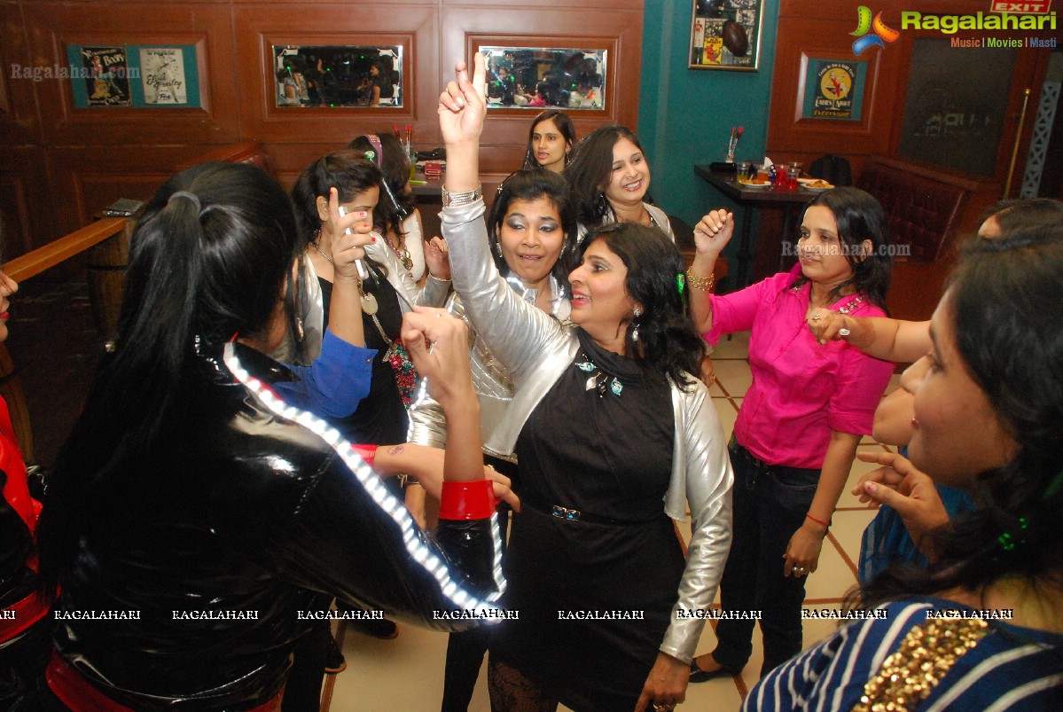 Samanvay Ladies Club DJ on Mars Event at Cuba Libre