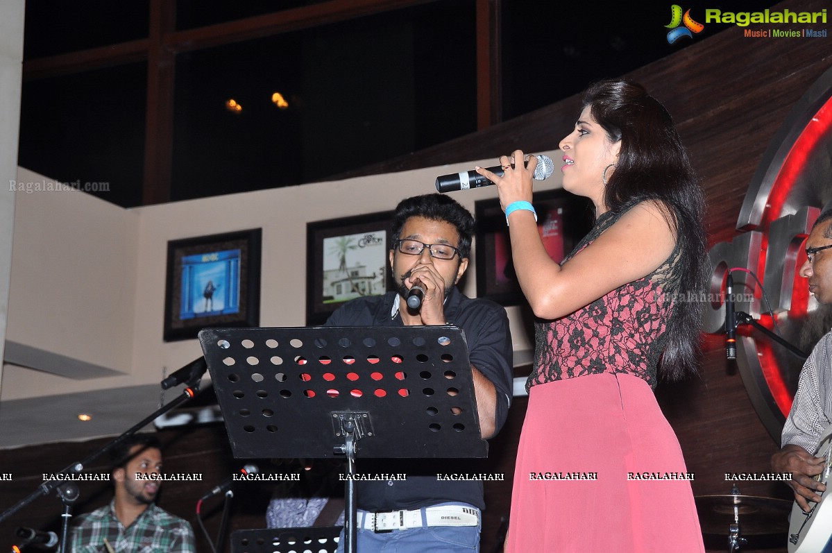 Thaman Unplugged - Music for a Cause at Hard Rock Cafe