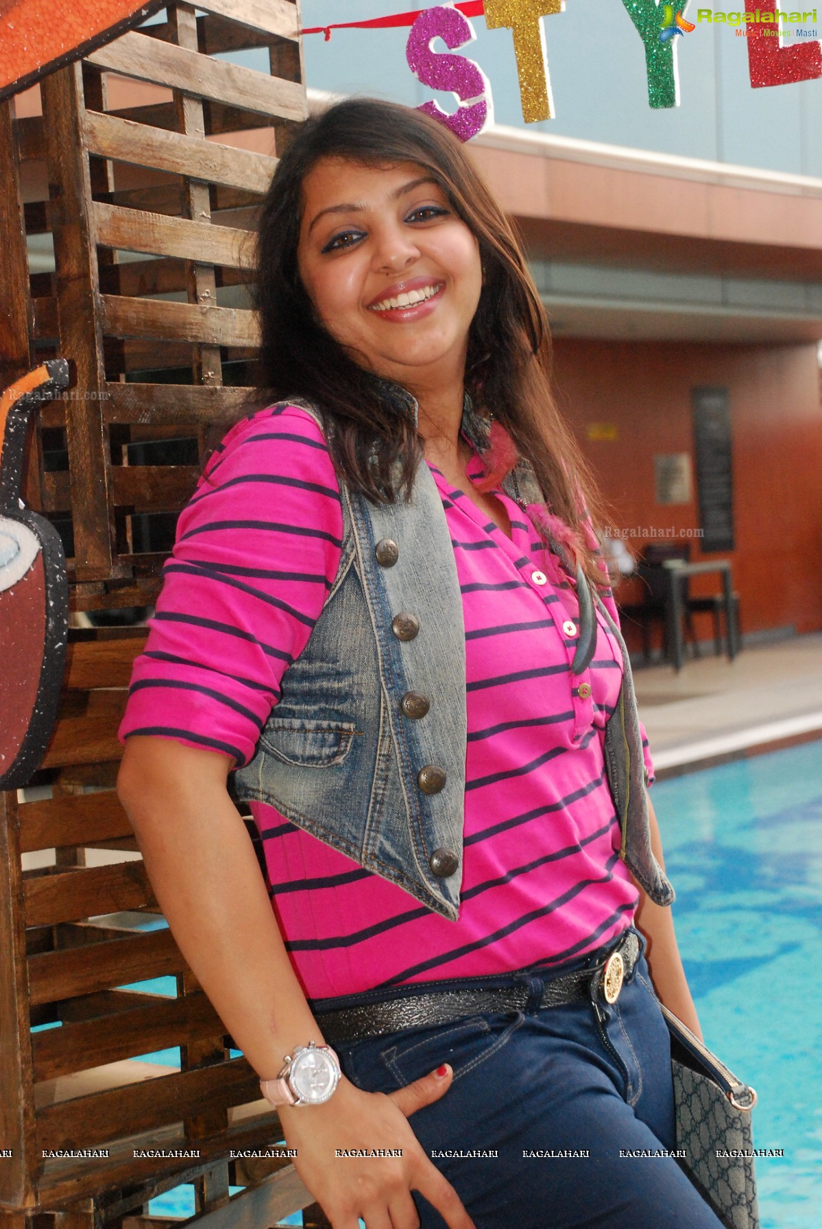 Stylish Divas Pool Party at Taj Vivanta (Nov. 1, 2014)