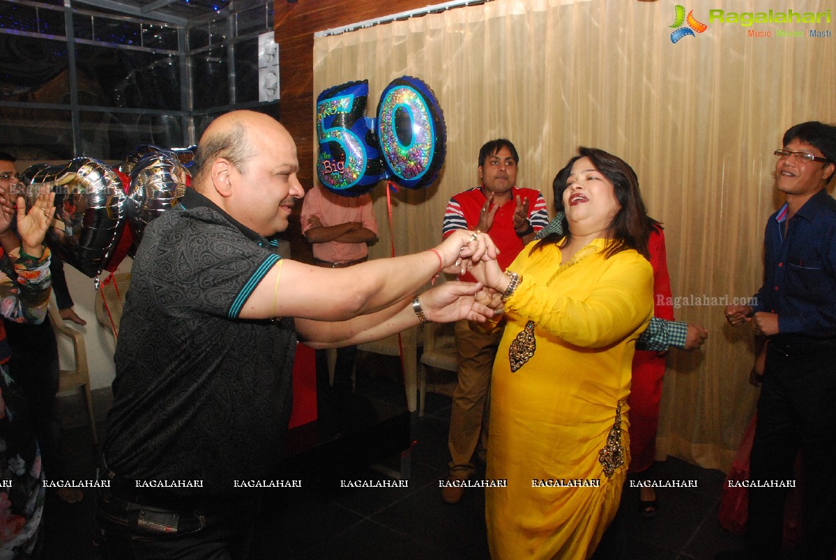 Tej Narayan Agarwal's Birthday Bash 2014