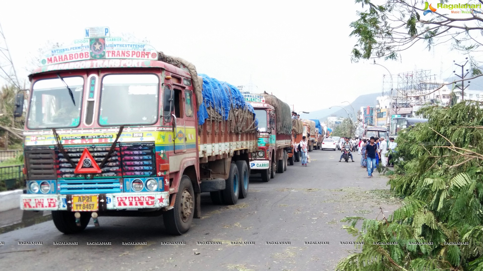 Hudhud Cyclone in Visakhapatnam