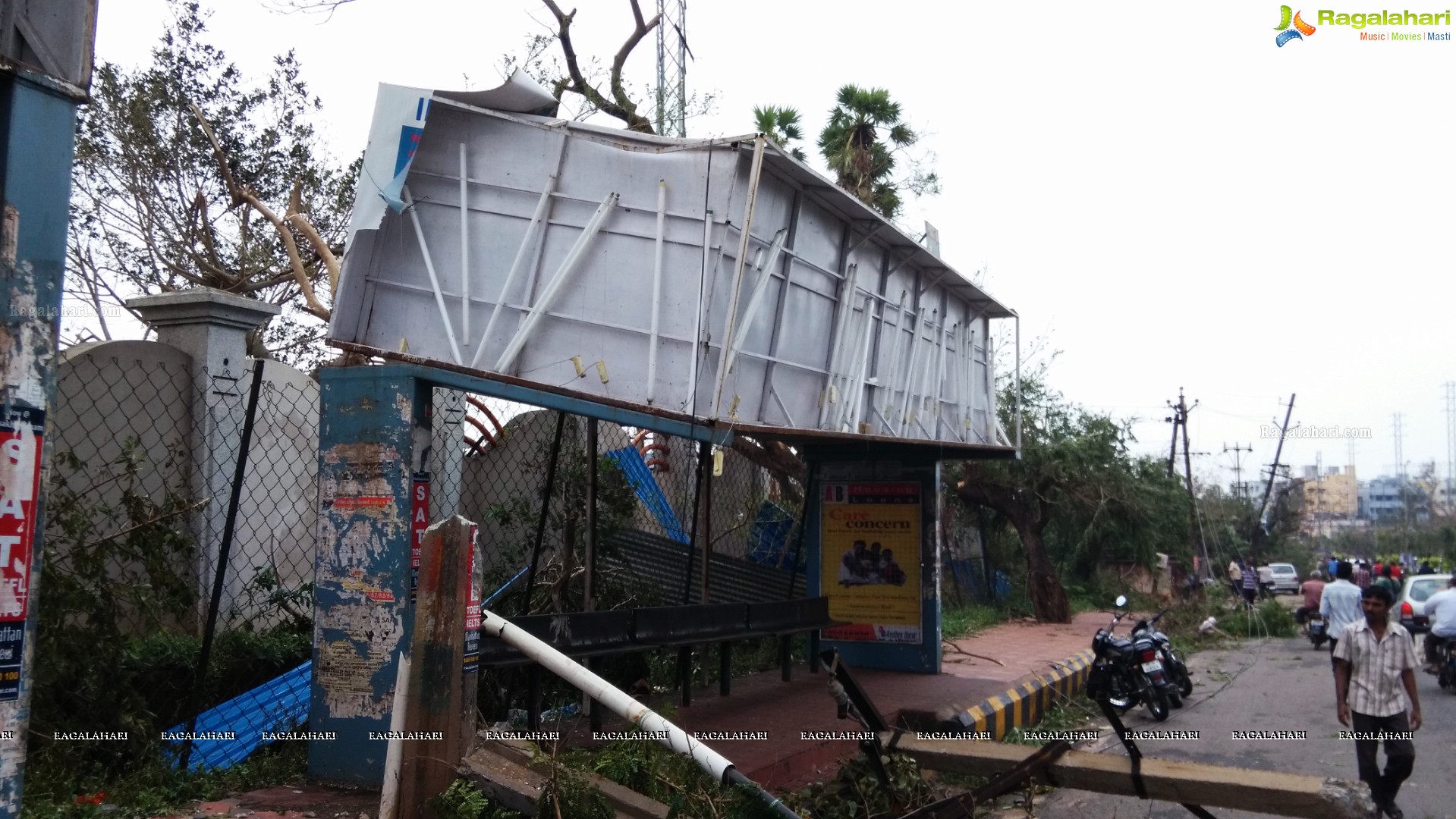 Hudhud Cyclone in Visakhapatnam