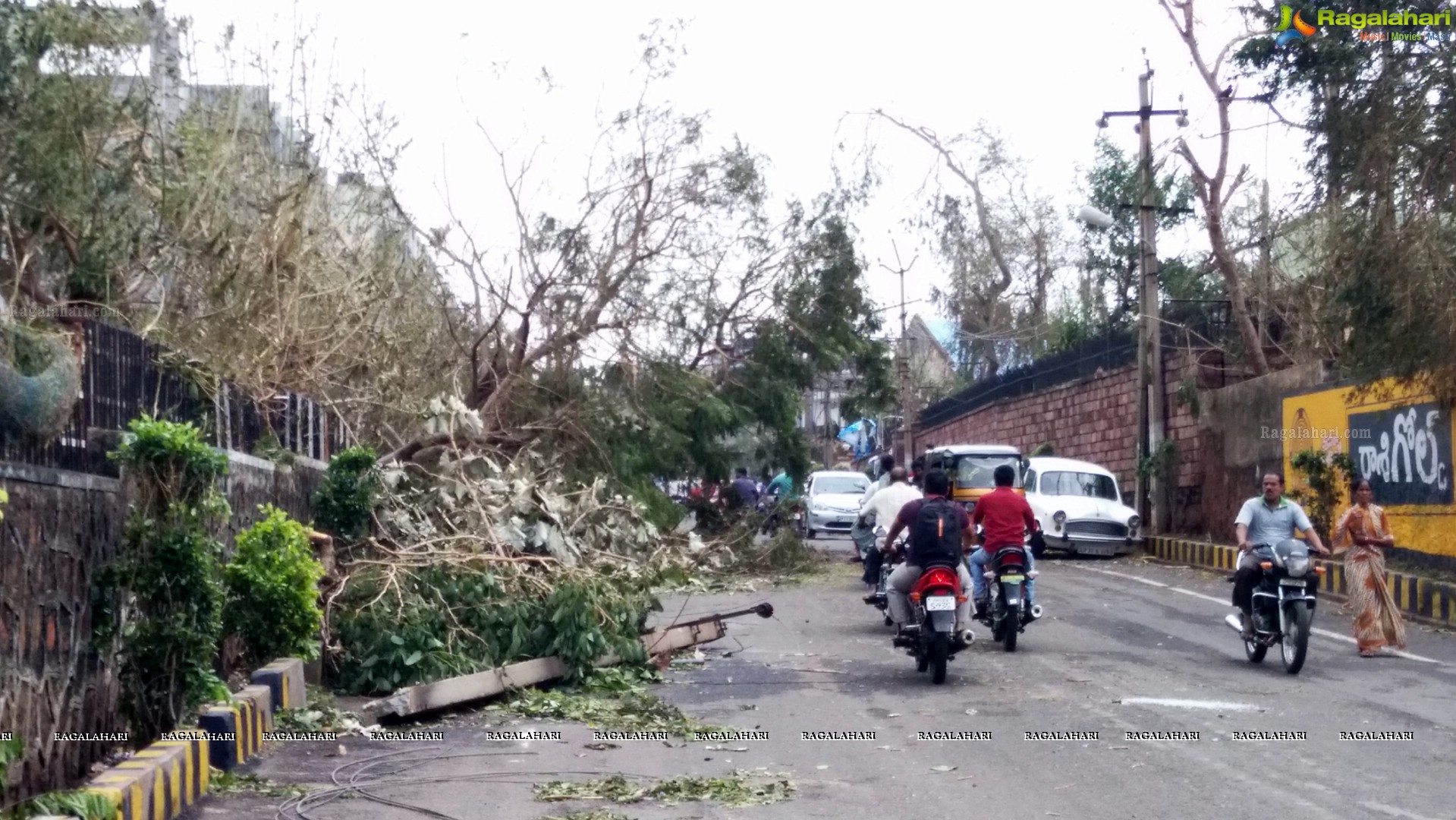 Hudhud Cyclone in Visakhapatnam