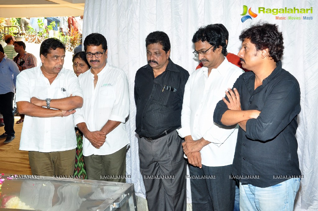 Tollywood pays tribute to Edida Nageswara Rao