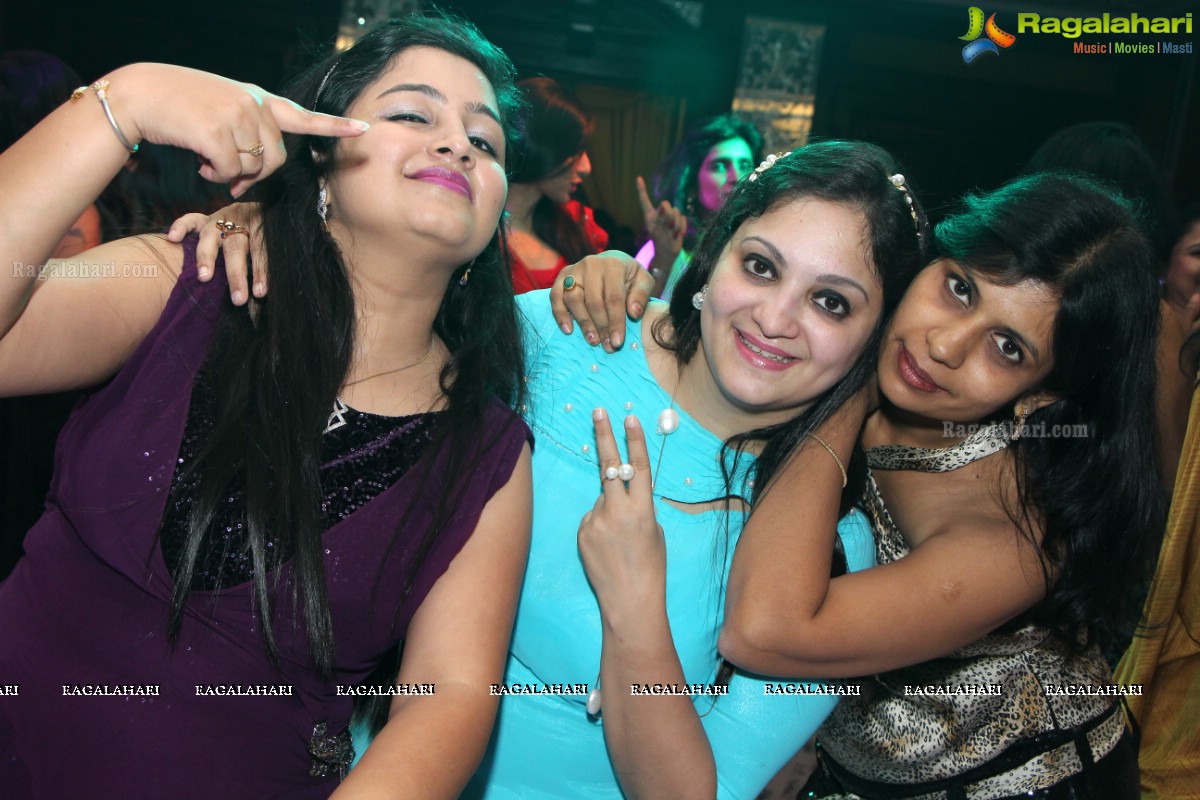 Aakanksha Kedia Tolasariya Birthday Bash 2015 at Taj Krishna, Hyderabad