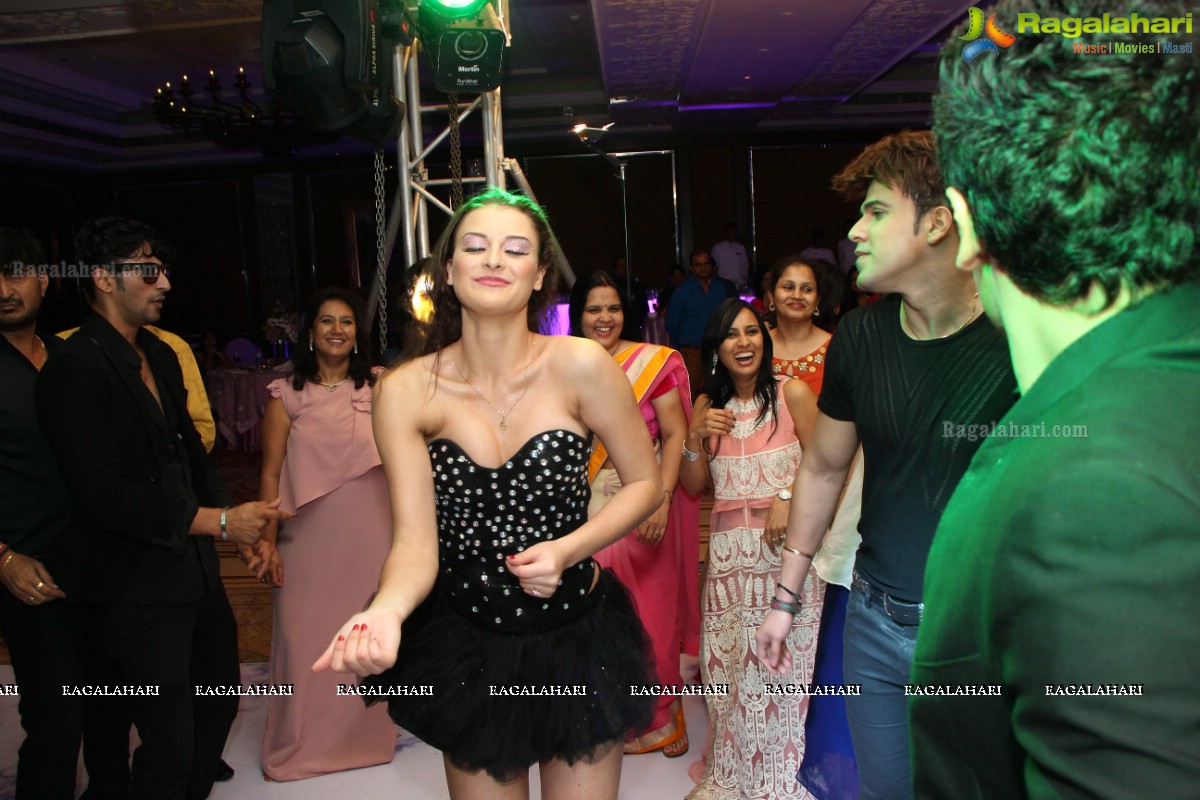 Aakanksha Kedia Tolasariya Birthday Bash 2015 at Taj Krishna, Hyderabad