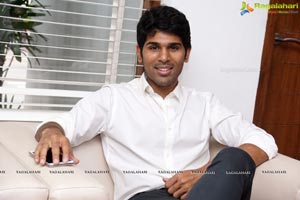 Allu Sirish poses with Bunny Mascot at PETA Stall