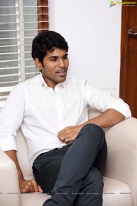 Allu Sirish poses with Bunny Mascot at PETA Stall