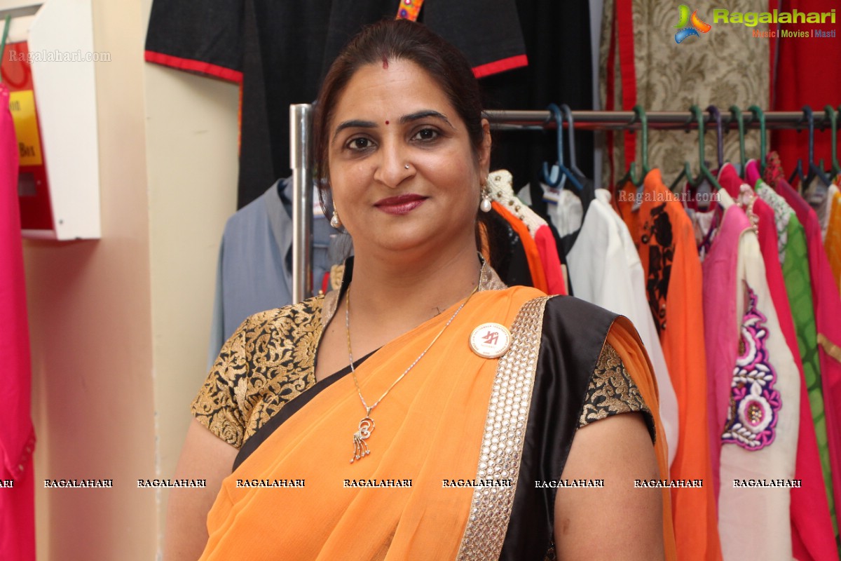 Chaya Devi launches Attitude Exhibition cum Sale at Haryana Bhavan, Hyderabad