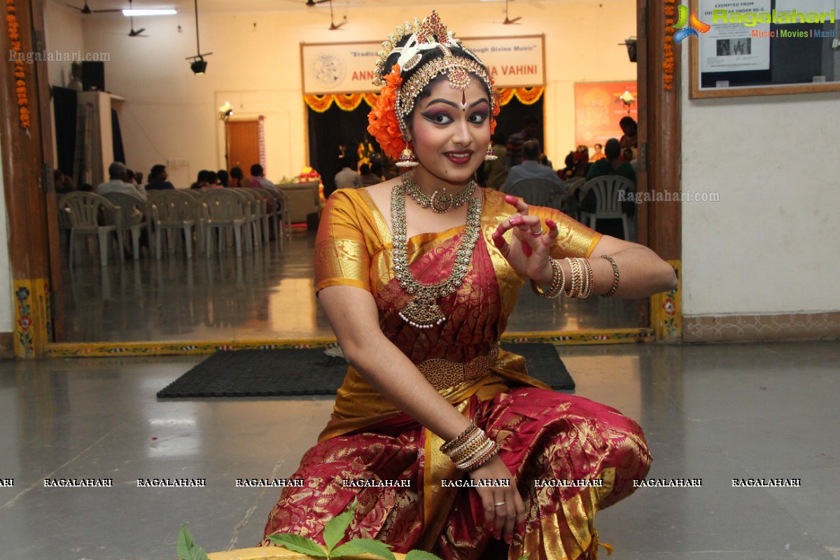 Kuchipudi Dance Performance by Chinmayi Mungara at Annamacharya Bhavana Vahini, Annamayyapuram, Hyderabad