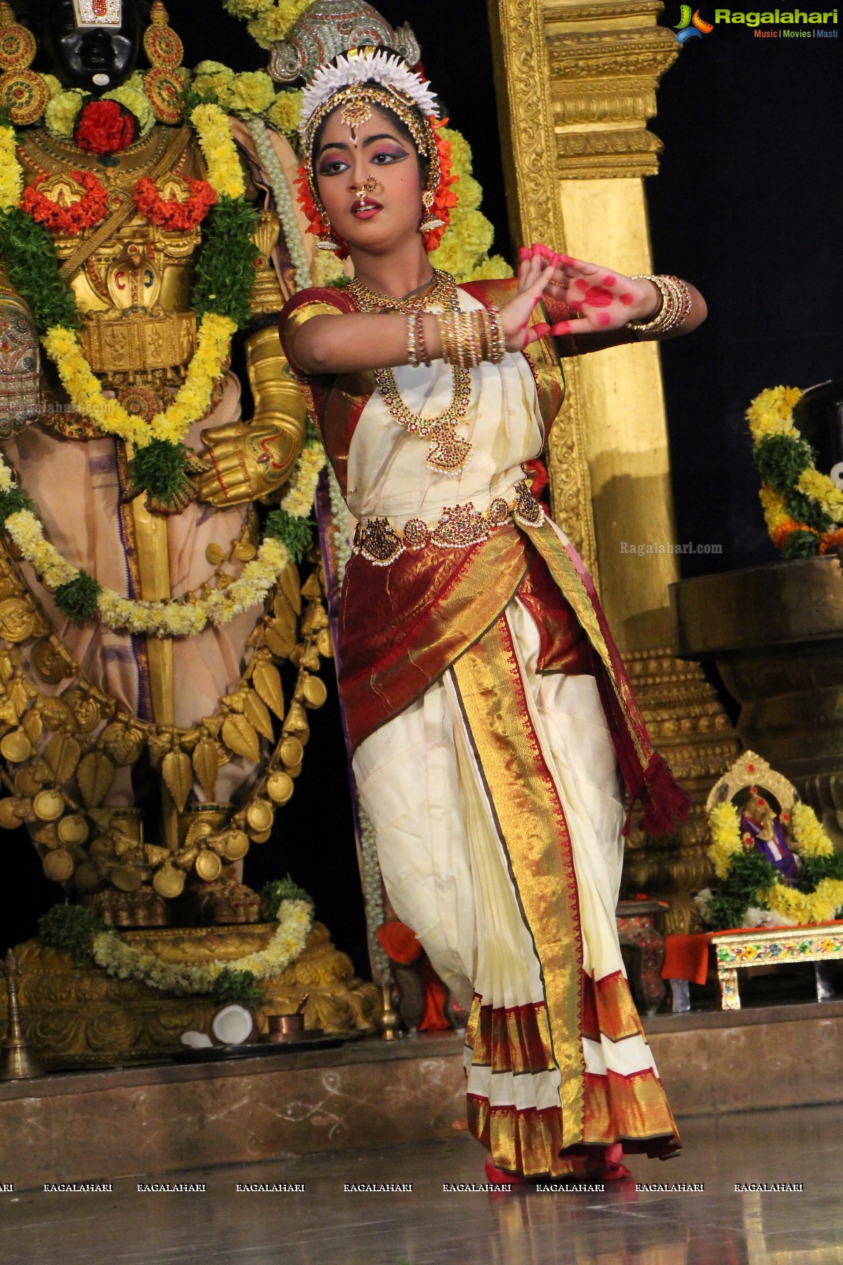 Kuchipudi Dance Performance by Chinmayi Mungara at Annamacharya Bhavana Vahini, Annamayyapuram, Hyderabad