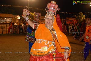 Dildar Dandiya 2015